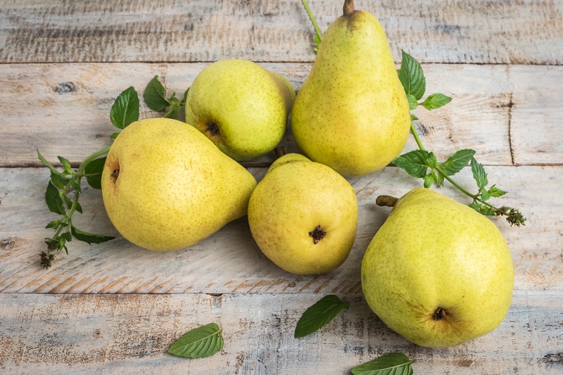 How to store pears