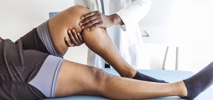 What happens during a medical evaluation for knee pain